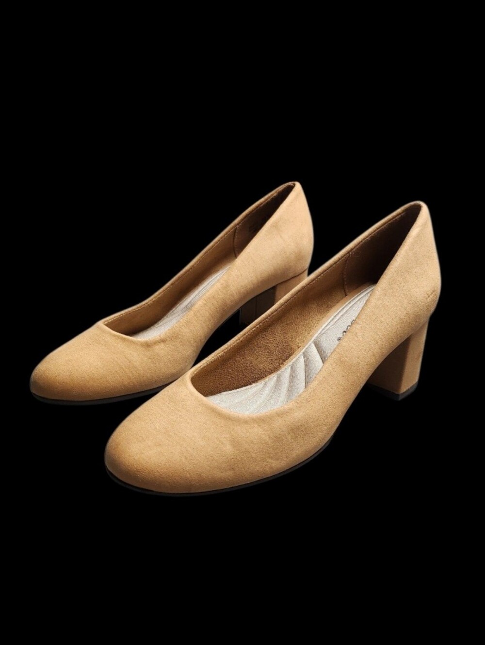 Womens Easy Street Women's Proper Pumps Sand Beige New W/Defects No Box 5.5M